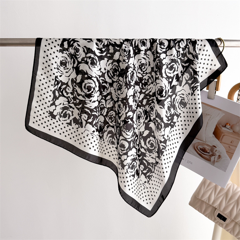 Luxury New Printed Scarves Wom - огляд і ціна Luxury Bags China Wholesale