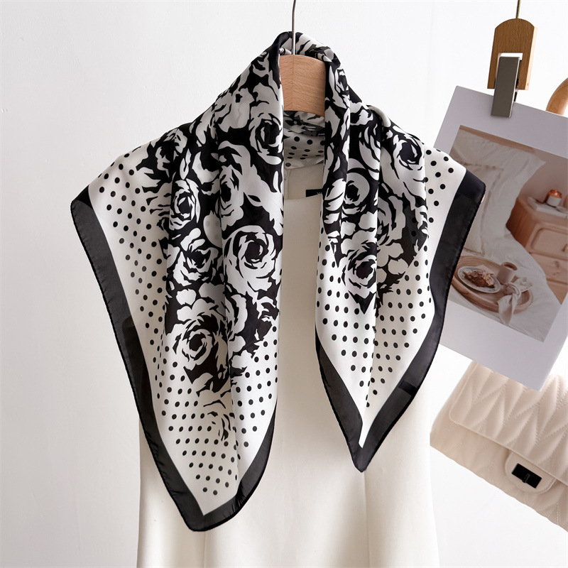 Luxury New Printed Scarves Wom - огляд і ціна Luxury Bags China Wholesale