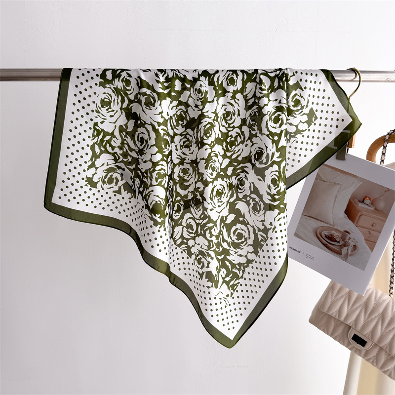 Luxury New Printed Scarves Wom - огляд і ціна Luxury Bags China Wholesale