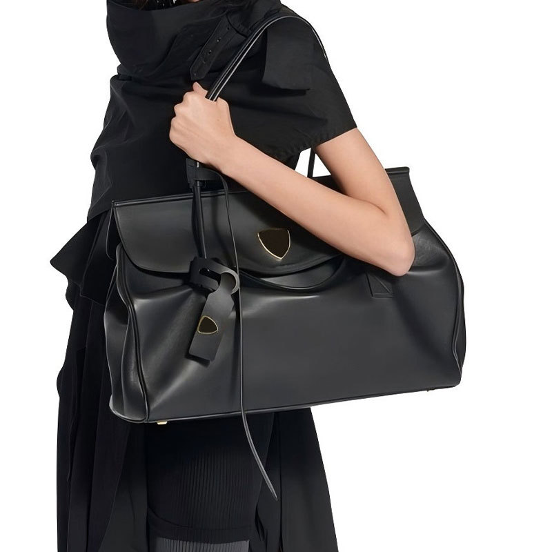 Large Capacity SHOPPER BAG Cas - огляд і ціна Luxury Bags Everyday