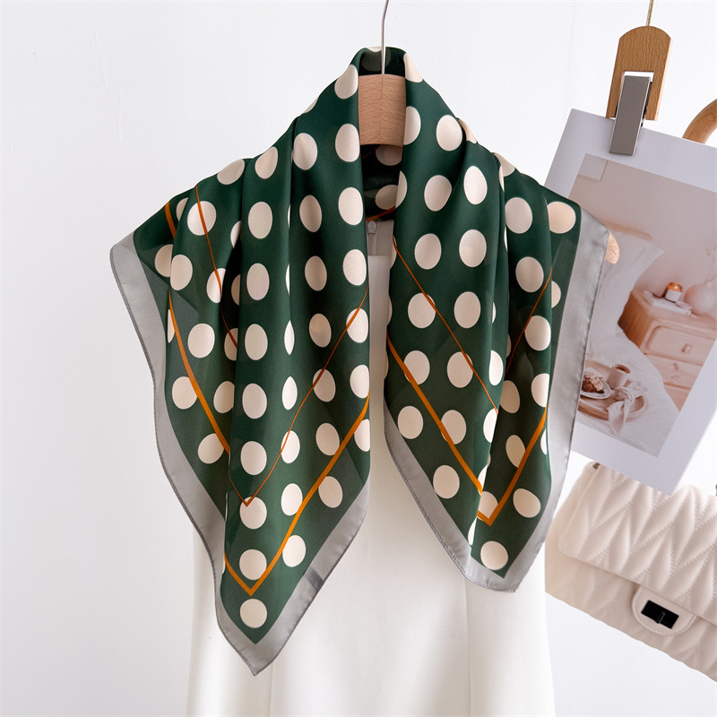 Luxury New Printed Scarves Wom - огляд і ціна Luxury Bags China Wholesale