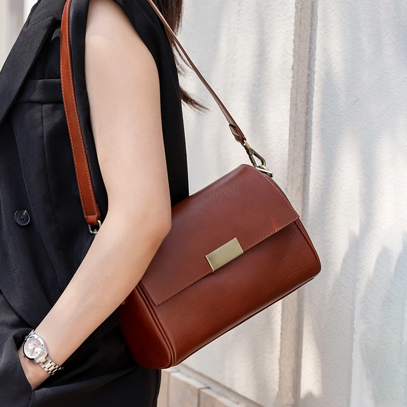 Cow Leather Women's Shoulder B - огляд і ціна Luxury Bags China Wholesale
