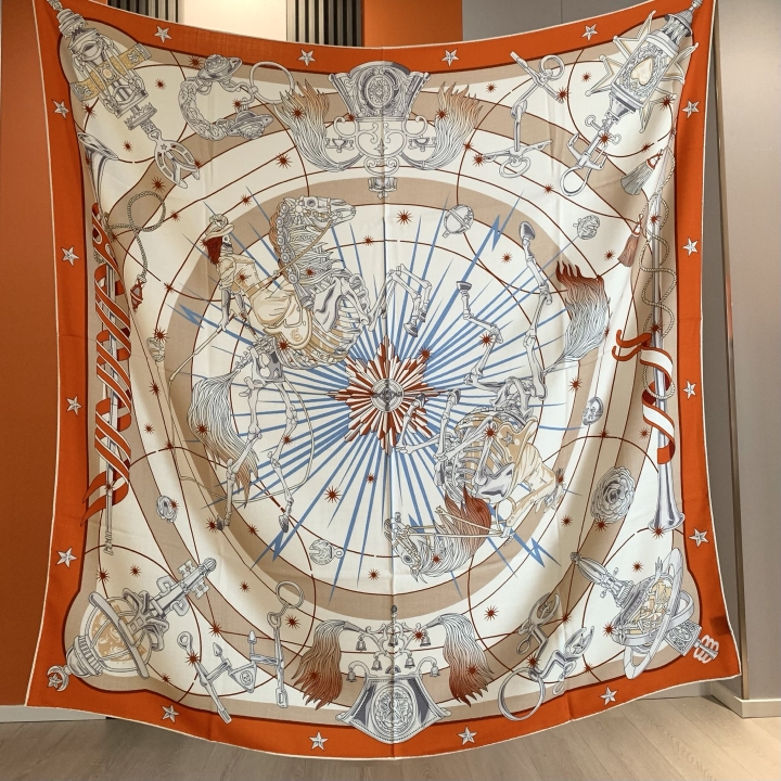 Luxury Brand Scarf Large Silk  - огляд і ціна Luxury Bags Women Brands