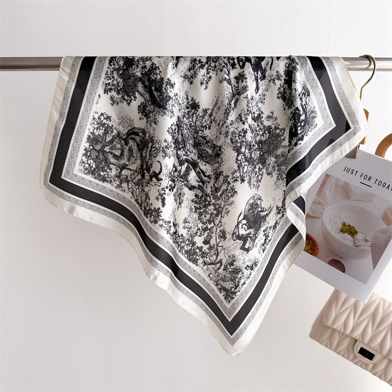 Luxury Jungle Printed Scarves  - огляд і ціна Luxury Bags China Wholesale