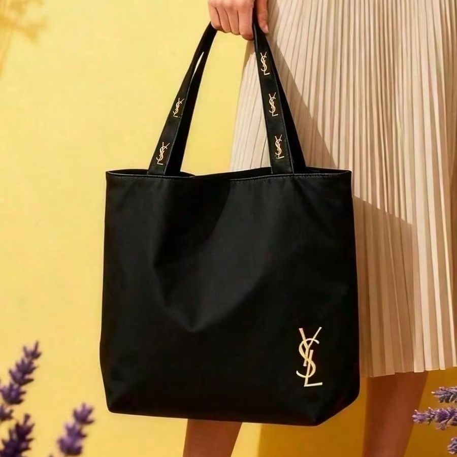 Yves Saint Laurent YSL’s Bag M - огляд і ціна Luxury Tote Bags Ysl