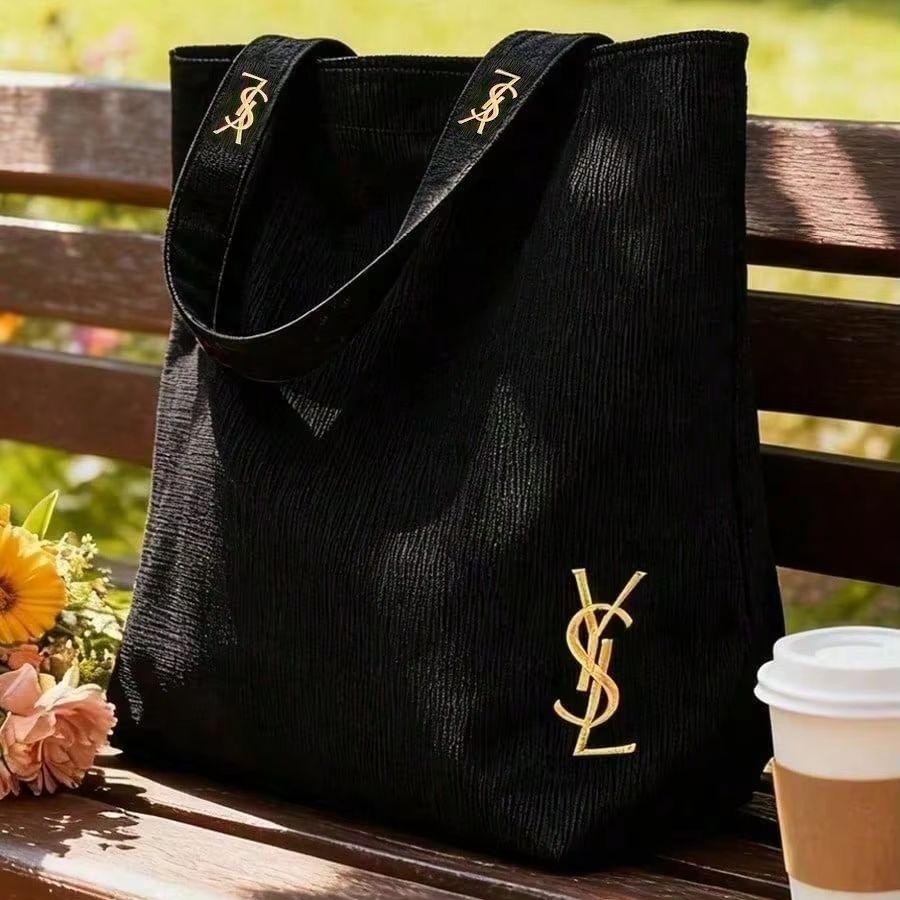 Yves Saint Laurent YSL’s Bag M - огляд і ціна Luxury Tote Bags Ysl
